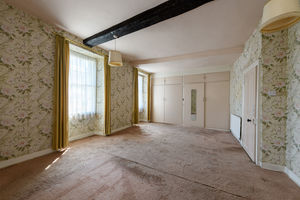 Bedroom 1- click for photo gallery
